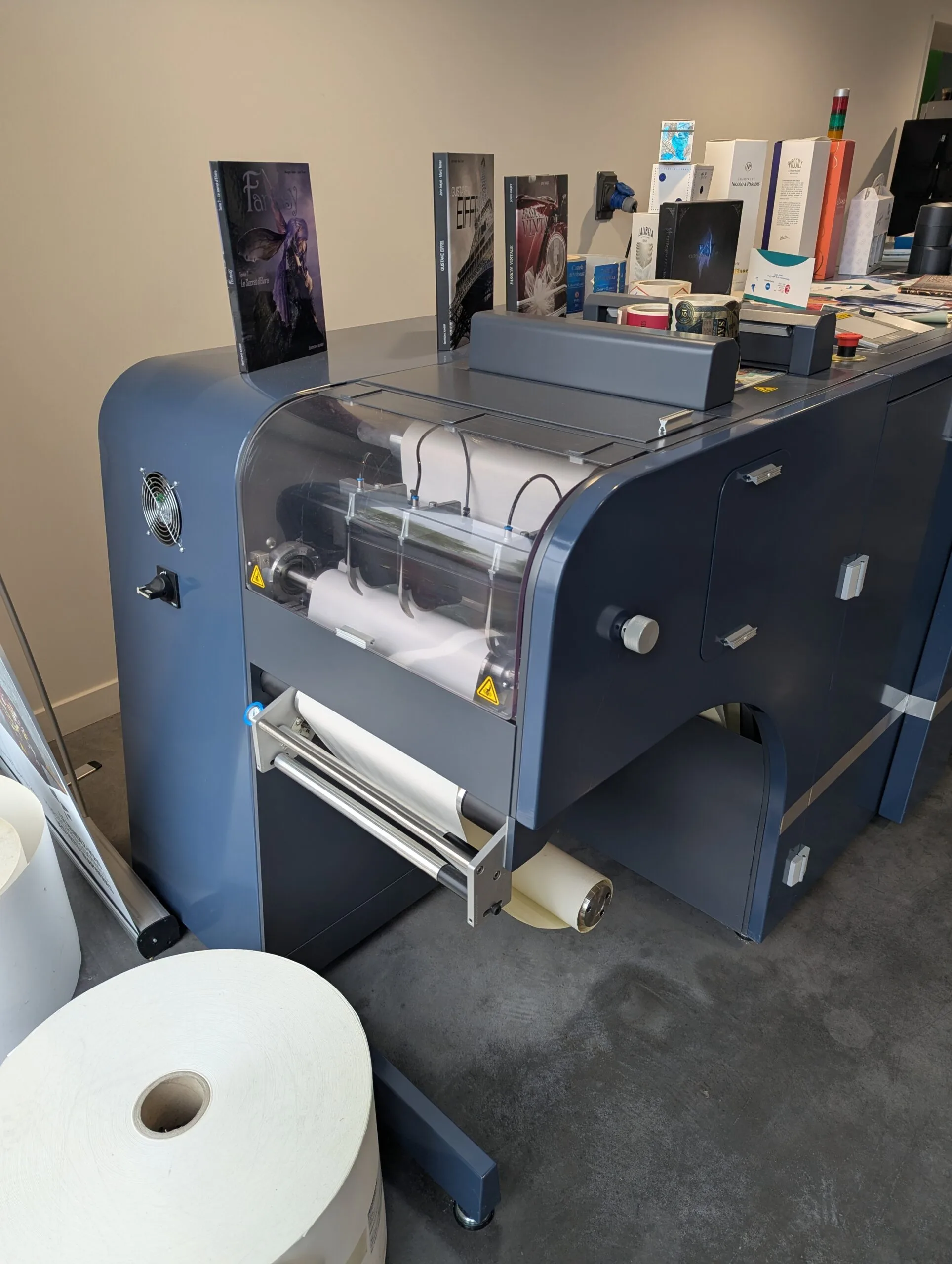 AccurioLabel230 Konica Minolta rouleau