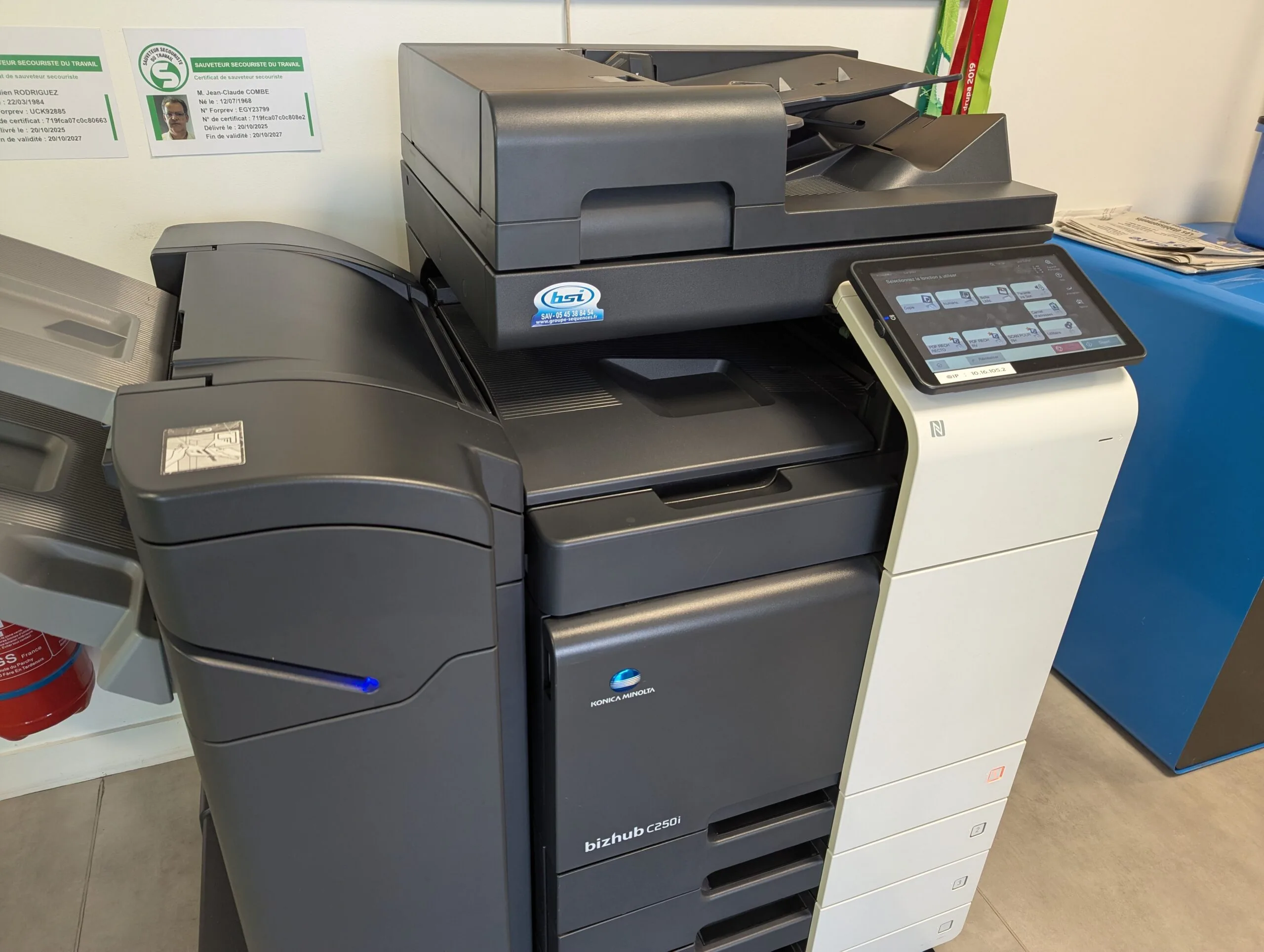 plan façade copieur bizhub konica minolta